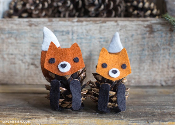 Felt PInecone Fox Pattern