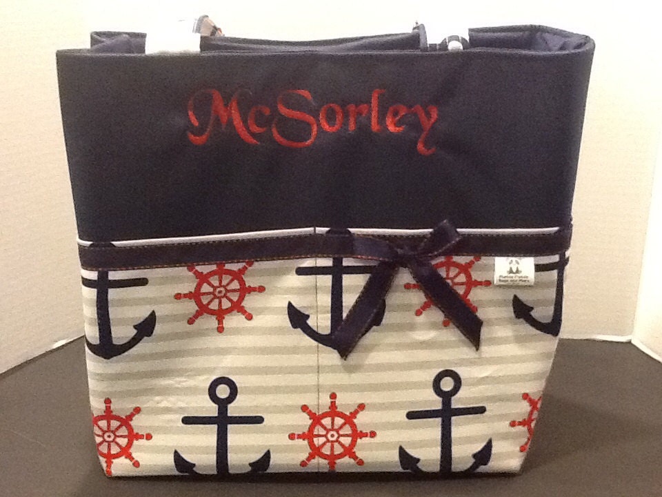 diaper bag with lots of compartments