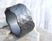 very wide silver ring wave, rustic mens ring personalized, mens wedding band silver, black wave ring silver ocean ring, hammered silver ring