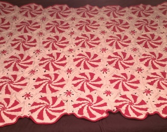 Peppermint Swirl Blanket and Pillow Set