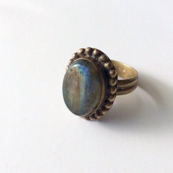 Vintage Sterling Silver Labradorite Ring Size 8 by GustyTreasures