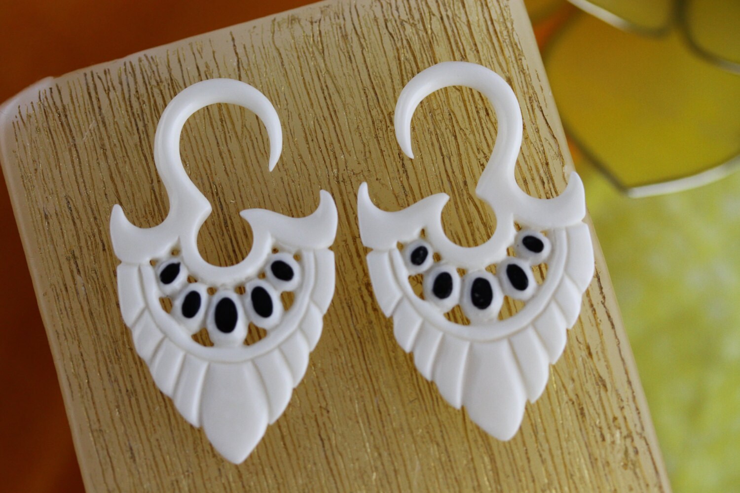 Stretching Plug Earrings 3mm Plugs 8 gauge white hangers