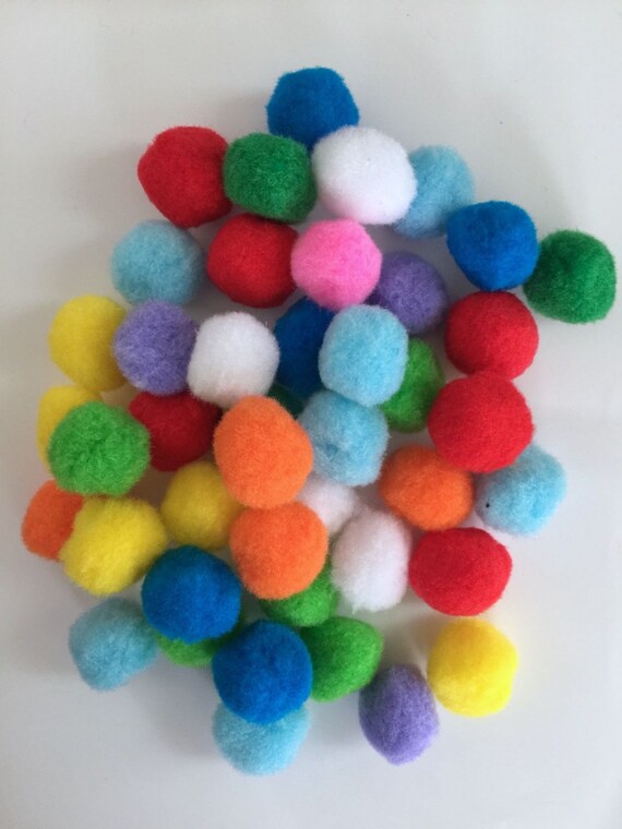 200 pcs Large colorful pompom balls pom pom balls craft sewing