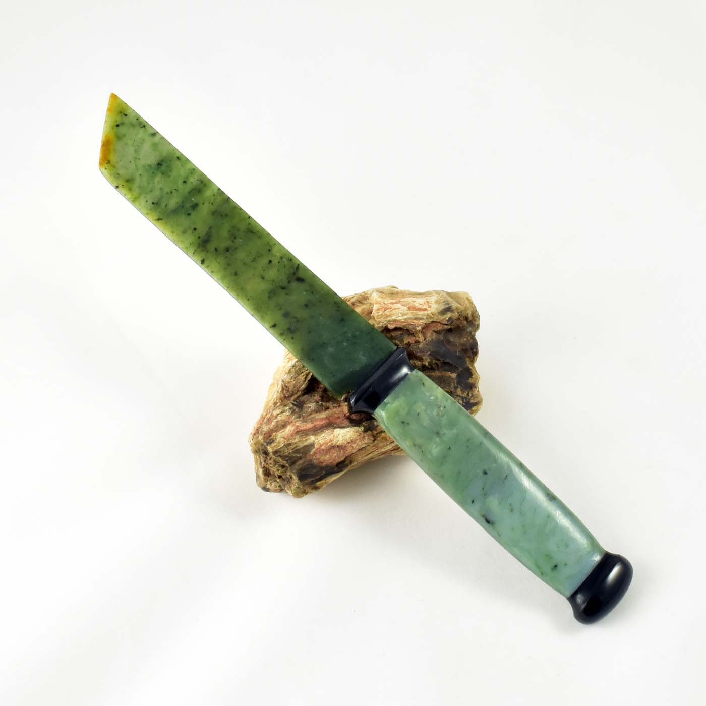 Tanto style jade knife jade knife sculpture jade carving