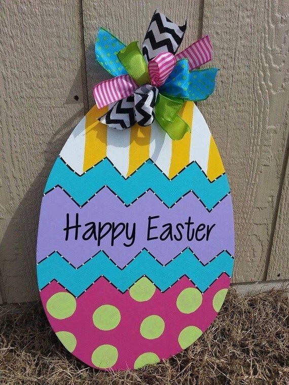 Items similar to Easter Egg Door Hanger on Etsy