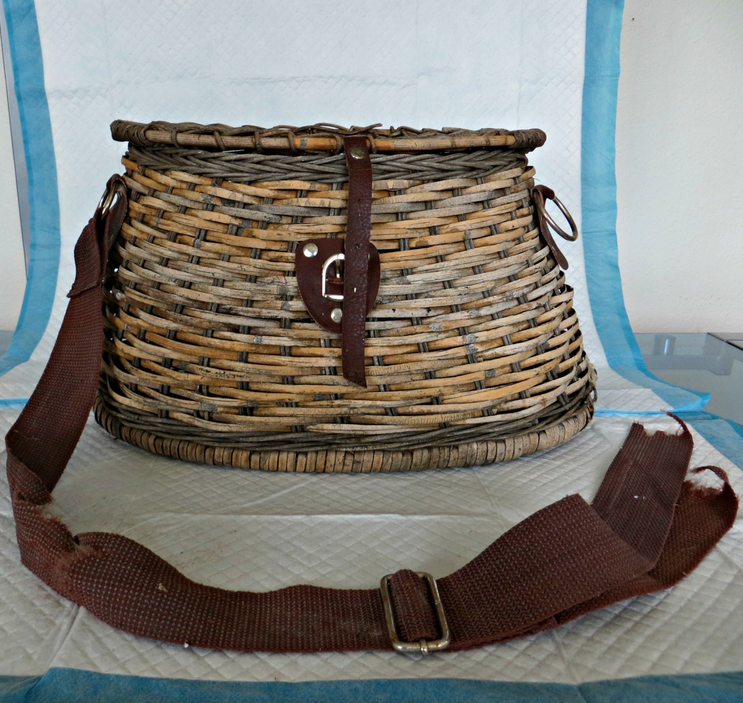 Antique Fishing Creel Wicker Sports Fishing