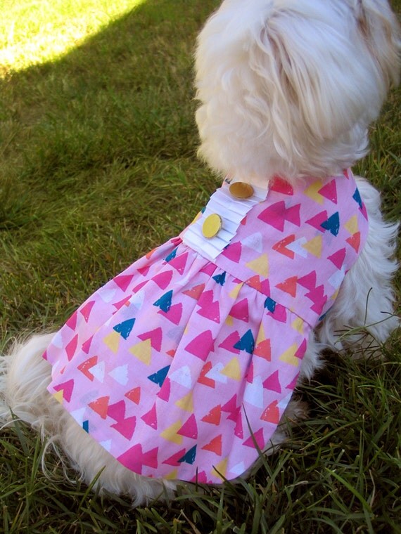 Items similar to Pink Dog Dress in Triangle Fabric Pink Dog Clothes