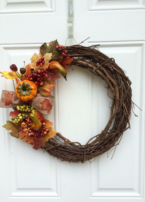 Items similar to Fall Harvest Grapevine Wreath ; Autumn Pumpkin Leaf ...