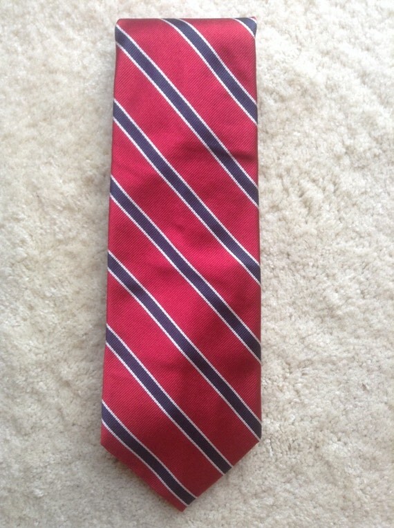 Vintage Brooks Brothers 346 Necktie / Pure Silk Red Stripe