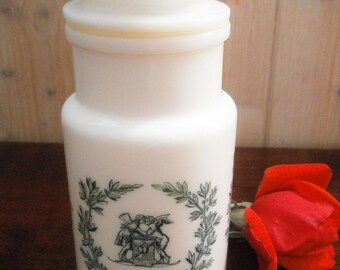 Vintage Apothecary Jars in Opale Glass - Vintage Pot d'Apothicaire en Verre Opale