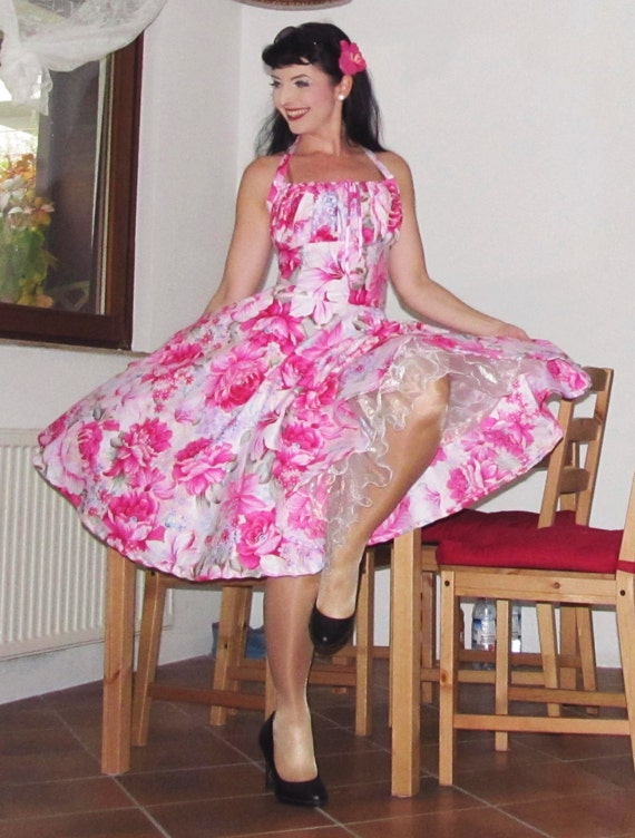 Pinup dress 'Lollipop dress in Pink florwers' PLUS