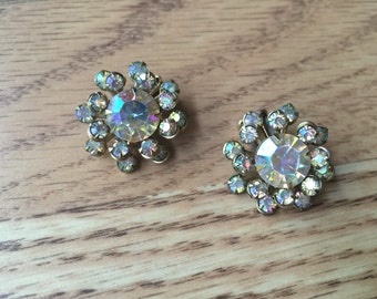 The Vintage Blue Aurora Borealis Rhinestone Pronged Gem Clip On Earrings