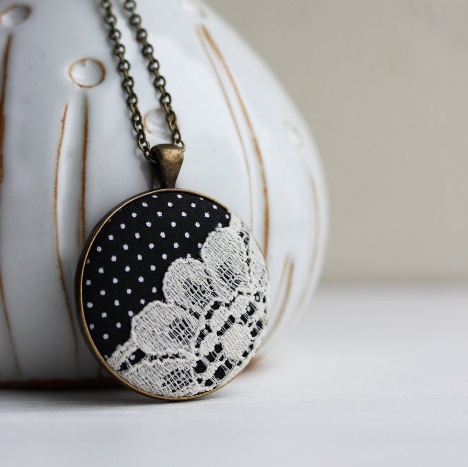 Black and White Necklace Retro Jewelry Gift Polka Dot