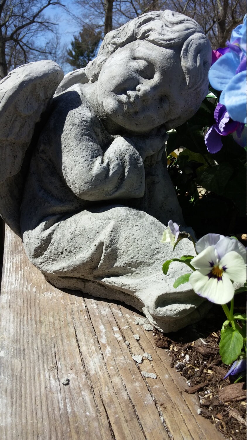 Large Concrete SITTING CHERUB ANGEL