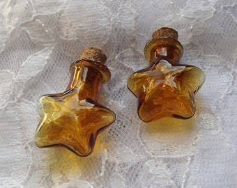 2 small Tear drop shaped cleart glass apothecary jar by VeneciaArt