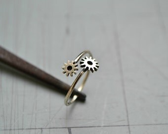 Steampunk Gear Ring, Industrial Steampunk Jewelry, Metalwork Gear 925 Sterling Silver Biker Ring
