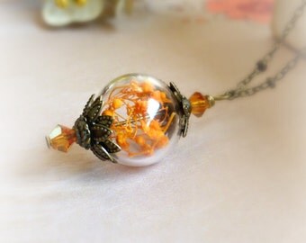 FREE SHIPPING Romantique orange babys breath necklace /Pressed flowers/ Miniature terrarium Botanical jewellery Nature lover gift for her