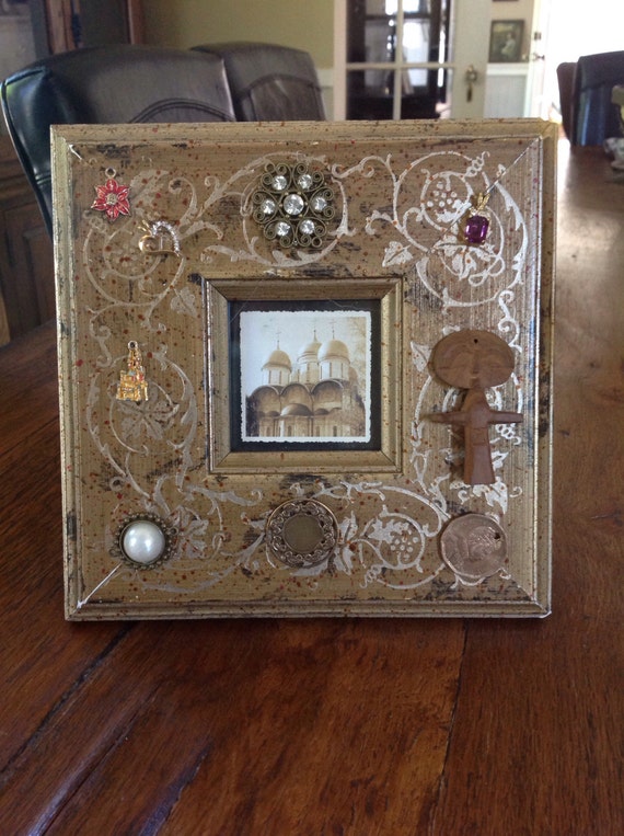 Upcycled Picture Frame Goldtone with flourishs and