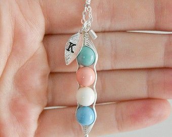 Candy Color Peas in a Pod Necklace, Best Friend Jewelry, Three Peas in a Pod, Mom Necklace, Kids Initial Necklace, Remembrance Neckalce