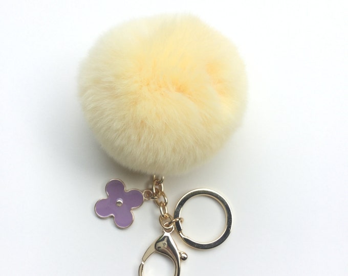 New! Summer Collection Peach Cream fur pom pom keychain bag charm flower clover keyring