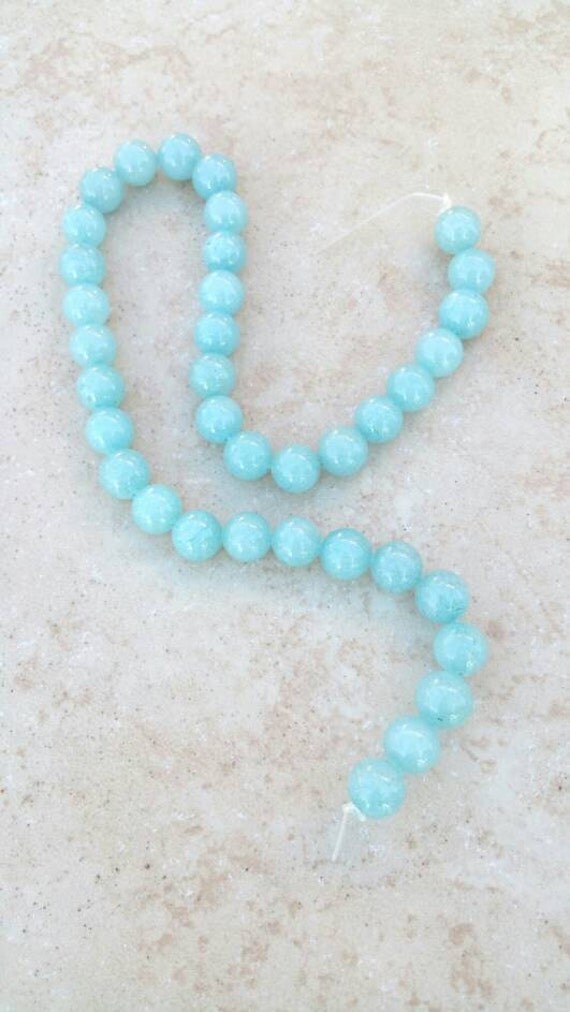 Natural 8mm Aquamarine Gemstone Beads x 15 by GemstoneFetish