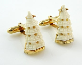 Rare Vintage Swank Cufflinks White Temple Triangular Unusual
