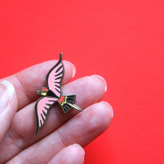 Pin bird coral hard enamel lapel pin pin badge