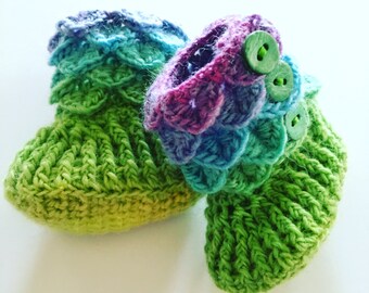 Crocodile Stitch Baby Bootie 0-6 months