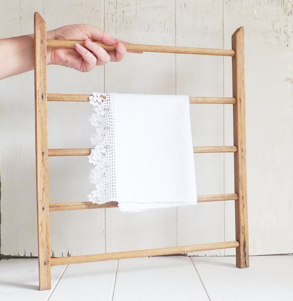 Wooden Wardrobe Rack Small Clothing Rack Drying Rack