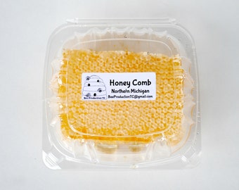 100% Pure Raw Natural Honey Comb Full of Honey in Box 10 oz