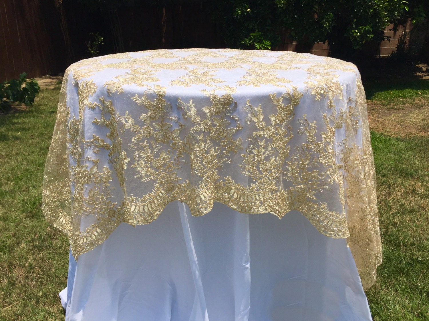 gold dining room table runner