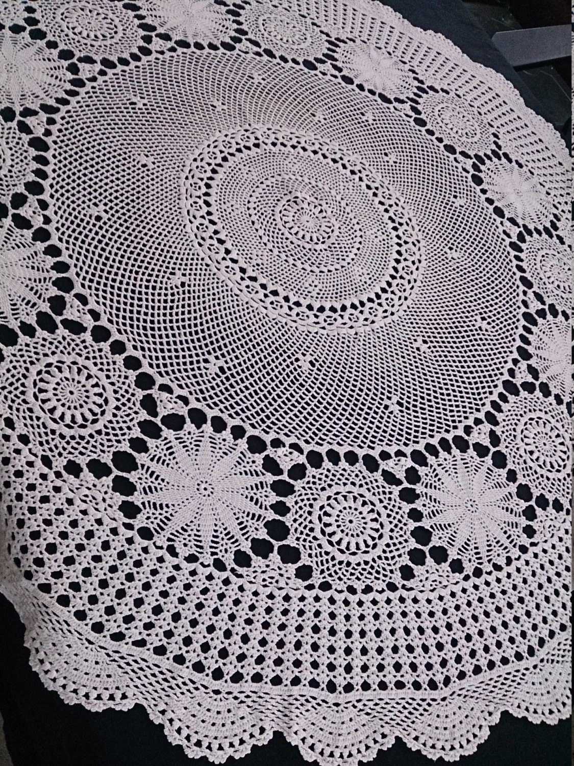 Small Vintage Lace Round Tablecloth. Crocheted Cotton Lace