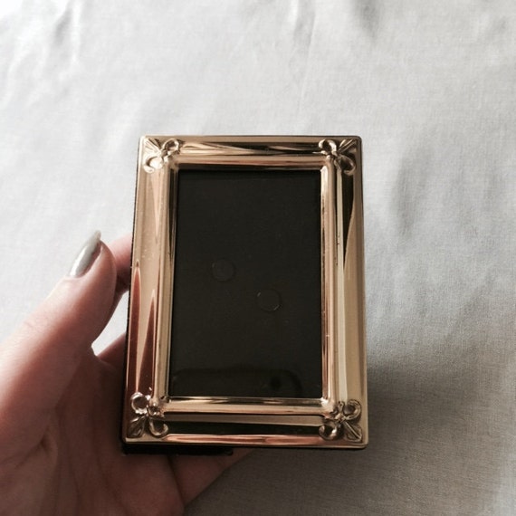 Small Gold Metal Picture Frame // Gold Picture Frame // Gold