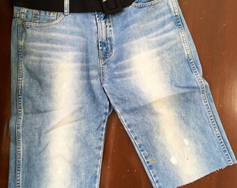 RARE VINTAGE Blue Jeans 1970s Hippies ||| Stone washed unique Blue denim ||| 3/4 length with black harden fabric belt & Torn design