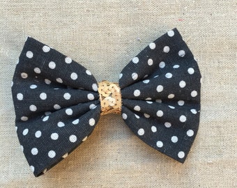 Lovely Hairclip with black and white bow and paillettes