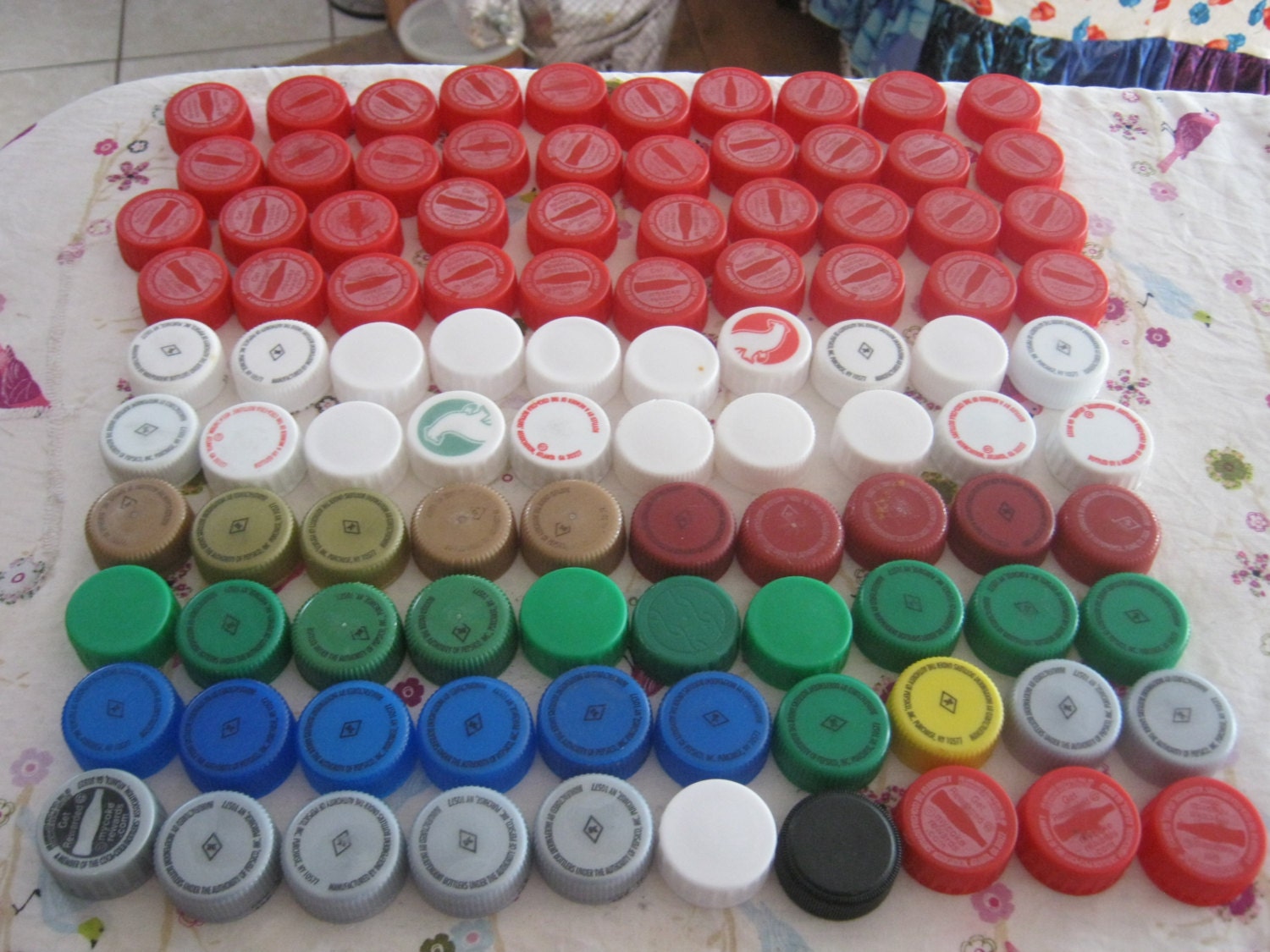 100 Soda Plastic Bottle Lids RecycledCrafts Jewelry 1