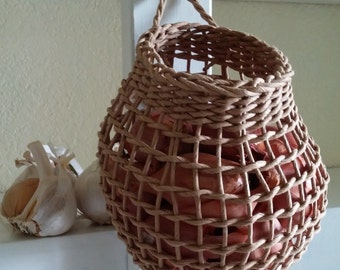 Storage for Shallots or Elephant Garlic - Extra large and jumbo garlic baskets