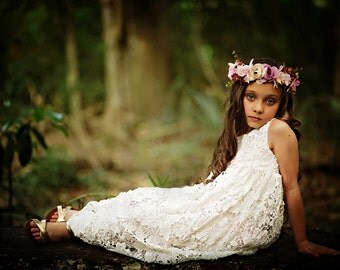 White Lace Flower Girl Dress, Lace dress, Rustic dress, Country Wedding dress, Vintage Style Dress, Beach Wedding Dress, Maxi Dress