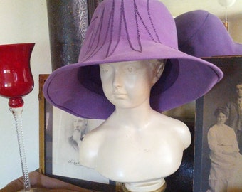 Vintage 60s Touriste Made in Switzerland Mod Purple Felt Wool Ladies Bucket Hat