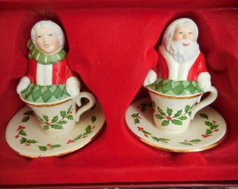New in Box LENOX Santa and Mrs Claus Salt and Pepper