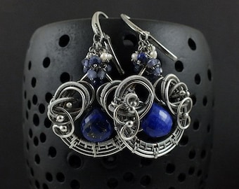 Tresor Collection - Labradorite Pear Shaped Earring In 18K Yellow Gold main image 1