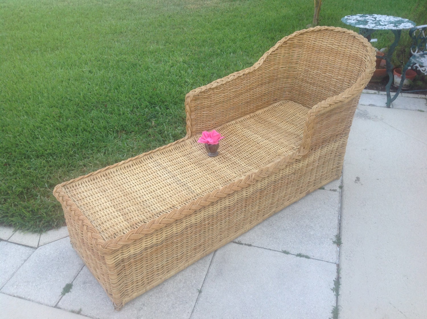 Reserved for Geneva..VINTAGE BAMBOO CHAISE LOUNGe / Chaise
