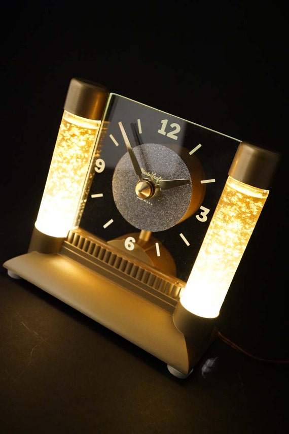 Vintage Motion Lighted Lava Lamp Clock by AtomicMartini on Etsy