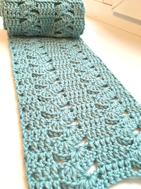 Free crochet pattern Free crochet scarf pattern by TheMailoDesign
