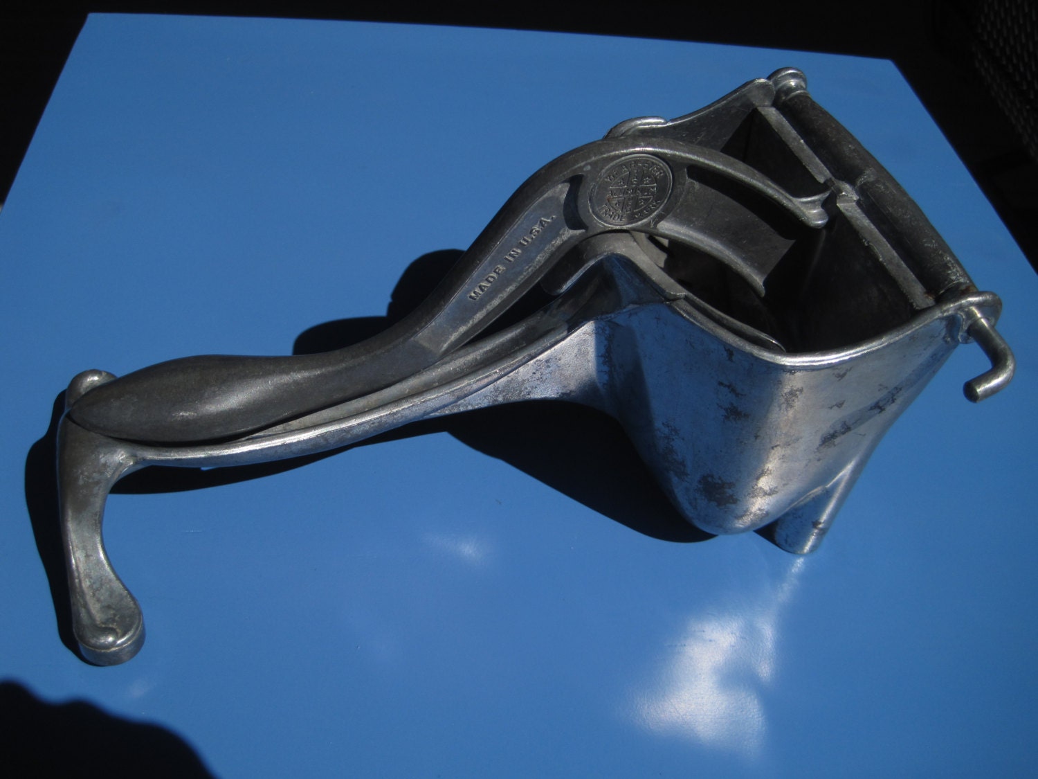 Vintage Juicer Aluminum Fruit Juicer Strainer WearEver