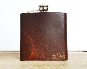Custom Leather Flask, engraved hip flask, personalised wedding flask, customised birthday hip flask, groomsmen gift, rustic leather flask