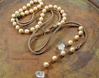 Pearl and Leather Lariat Necklace, Leather Wrap Necklace, Gypsy Boho Chic Jewelry, Quartz Necklace, Hand Knotted Pearl, Leather and Pearl