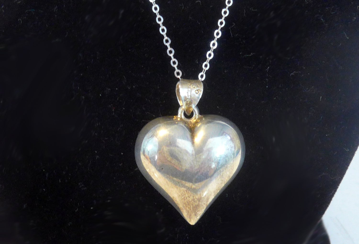 Vintage 925 Sterling Silver Puffy Heart Shaped Pendant Necklace with