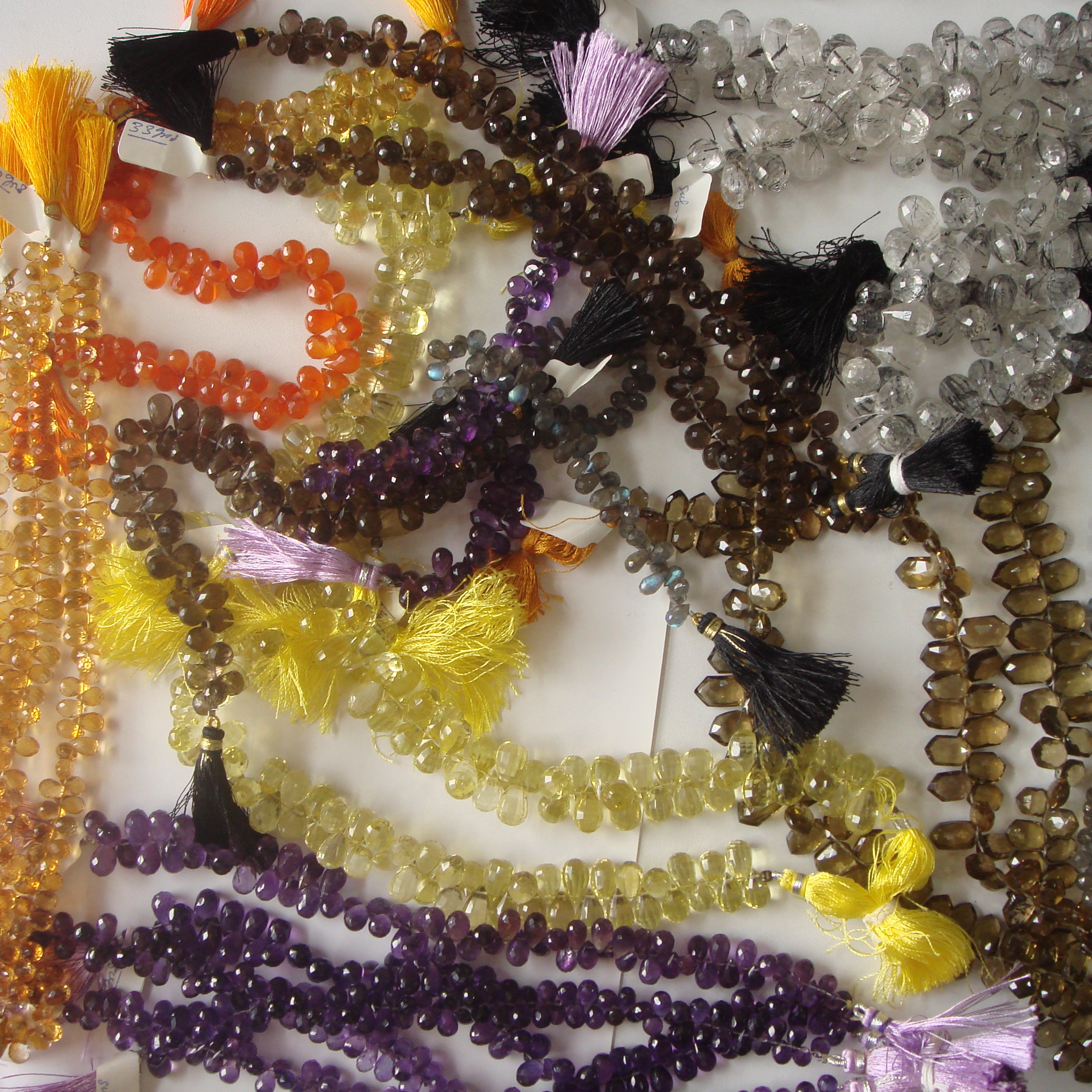 Manufacturer and exporters of fine Gems and Jewelry by Gemwell