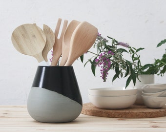 Ceramic utensil Holder in gray dipped in black matte glaze,Ceramic kitchen utensils,Ceramic utensil jar,Housewarming gift,wedding gift